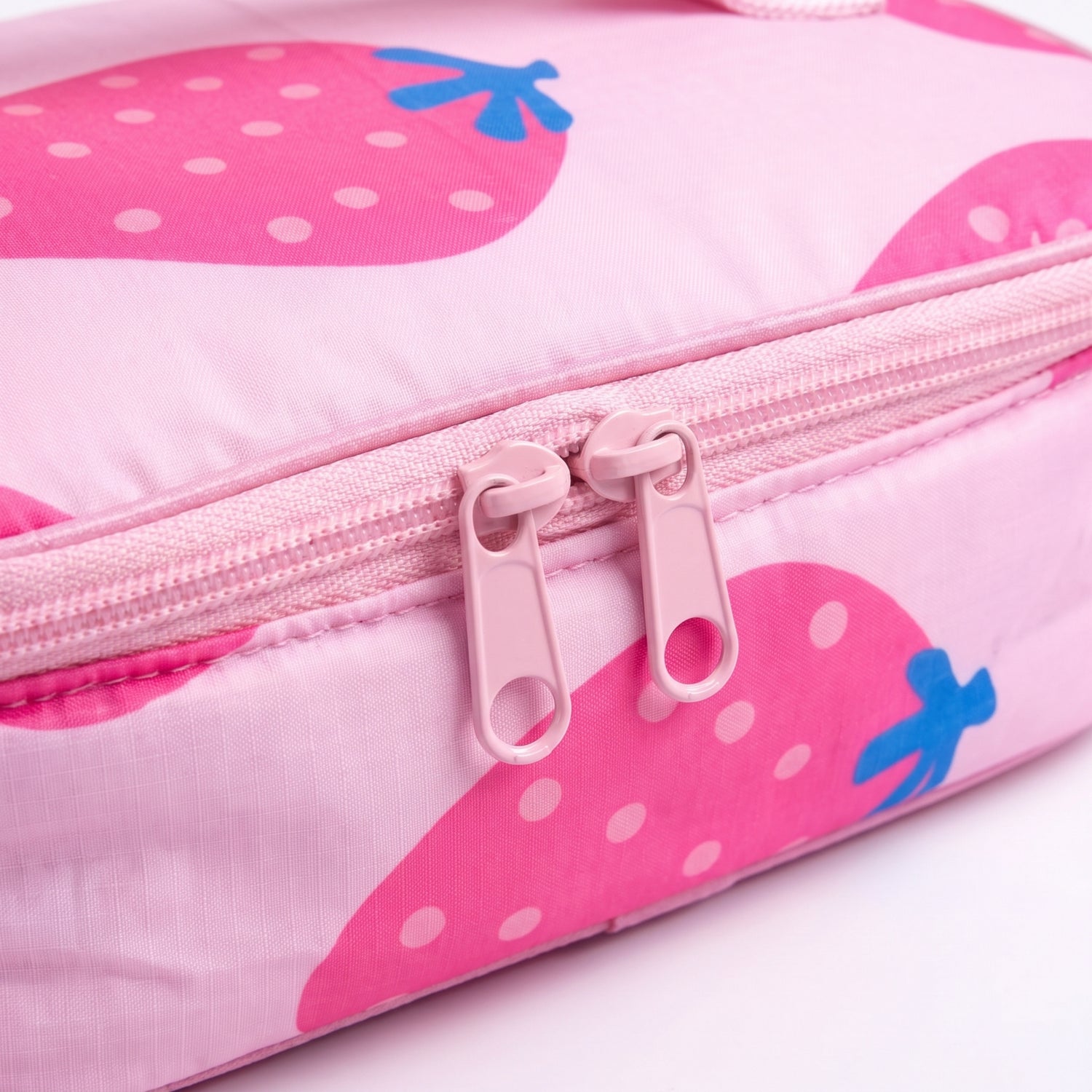 Explorer™ Insulated Lunch Bag- Berry Blush